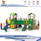 Parco giochi per bambini all'aperto per giochi all'aperto con scivolo a tunnel