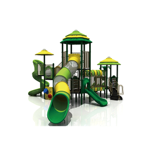 Parchi giochi per bambini all'aperto nella foresta verde con attrezzature per giochi per bambini in età prescolare